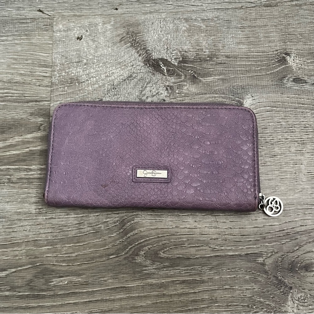 Jessica Simpson light purple zippy wallet